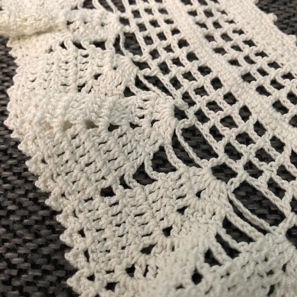 Vintage 1990’s Hand Crafted Crocheted Neck Collar - Picture 7 of 9